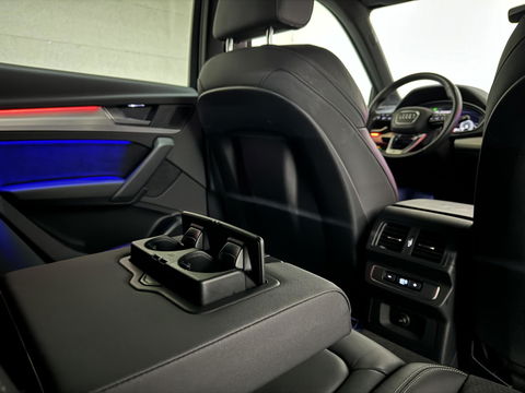Audi Q5 Sportback 55 TFSI e BlackEdition S-Line Luchtvering Sfeer. Carplay