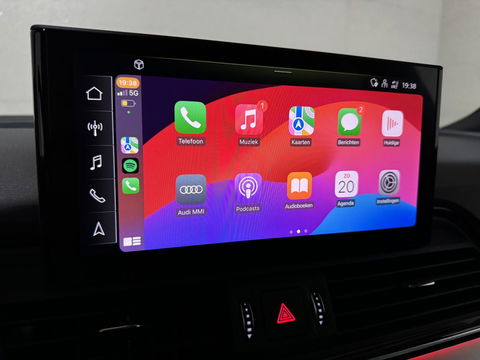 Audi Q5 Sportback 55 TFSI e BlackEdition S-Line Luchtvering Sfeer. Carplay