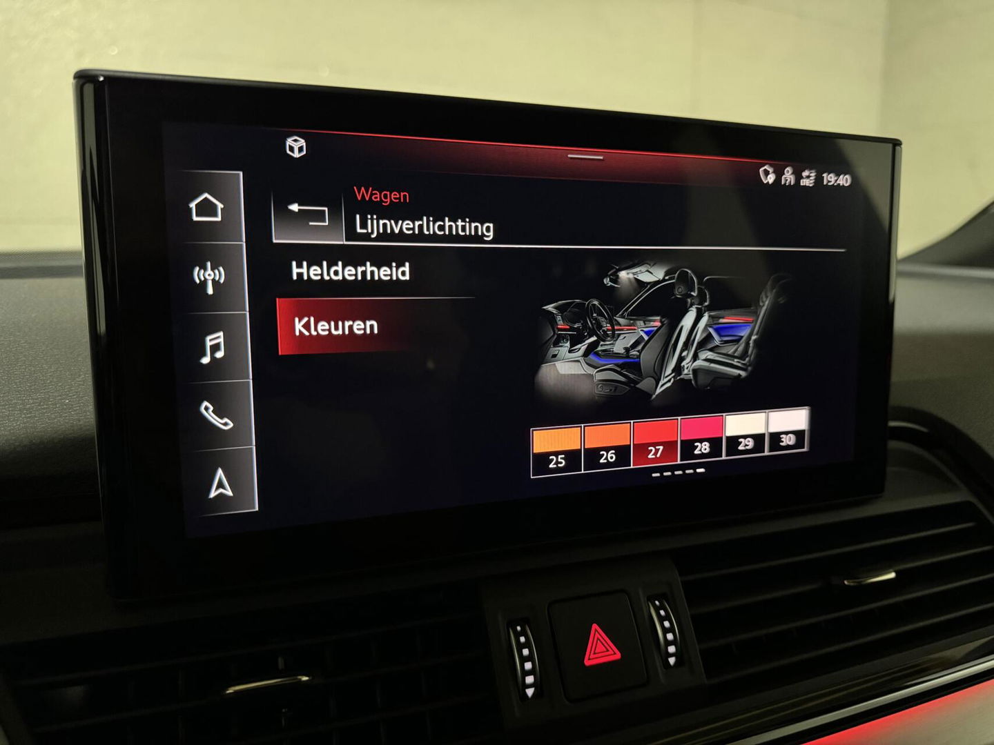Audi Q5 Sportback 55 TFSI e BlackEdition S-Line Luchtvering Sfeer. Carplay