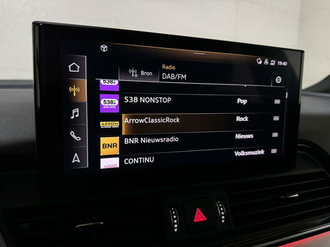 Audi Q5 Sportback 55 TFSI e BlackEdition S-Line Luchtvering Sfeer. Carplay