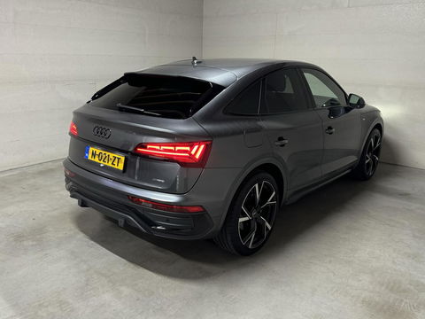 Audi Q5 Sportback 55 TFSI e BlackEdition S-Line Luchtvering Sfeer. Carplay
