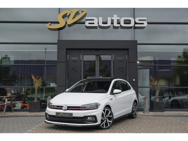Volkswagen Polo - 2.0 TSI GTI 200pk DSG Panoramadak Virtual cockpit Full led Maxton bodykit 18" LMV