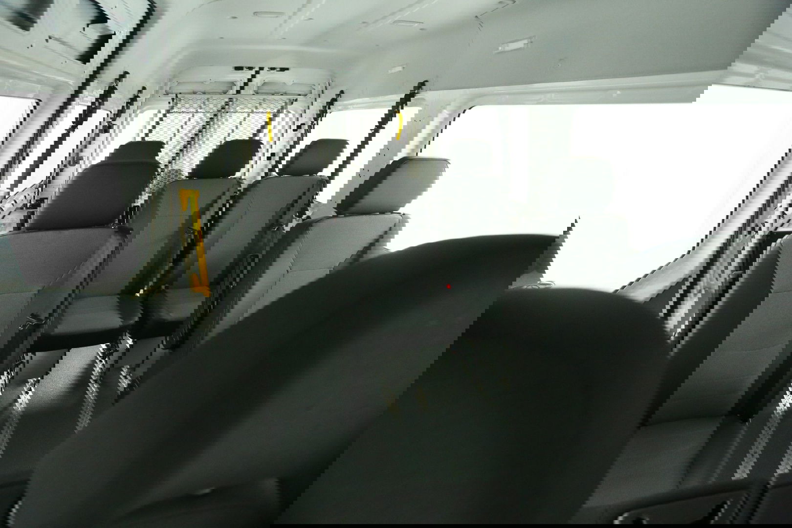 Volkswagen Crafter e-Crafter L3H3 Rolstoelbus | Rolstoellift | INCL BTW & BPM | 8 Persoons Airco Cruise Camera Carplay LED PDC