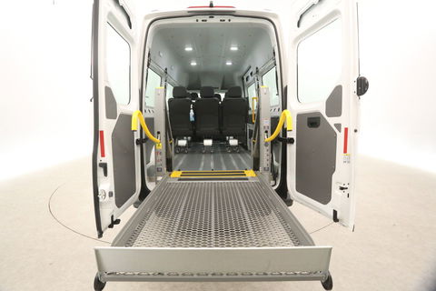 Volkswagen Crafter e-Crafter L3H3 Rolstoelbus | Rolstoellift | INCL BTW & BPM | 8 Persoons Airco Cruise Camera Carplay LED PDC