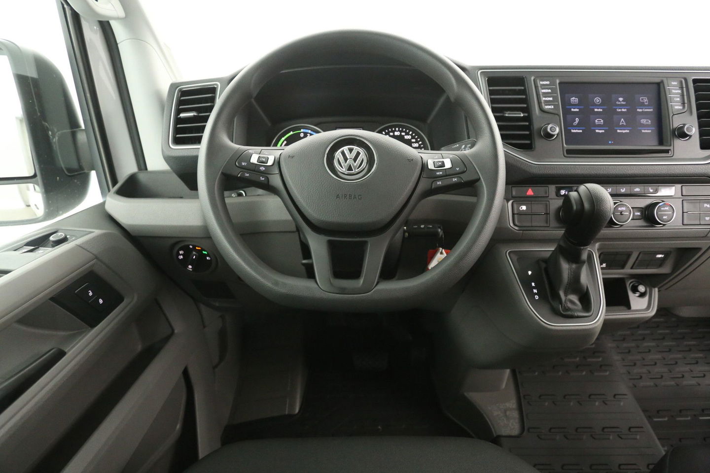 Volkswagen Crafter e-Crafter L3H3 Rolstoelbus | Rolstoellift | INCL BTW & BPM | 8 Persoons Airco Cruise Camera Carplay LED PDC