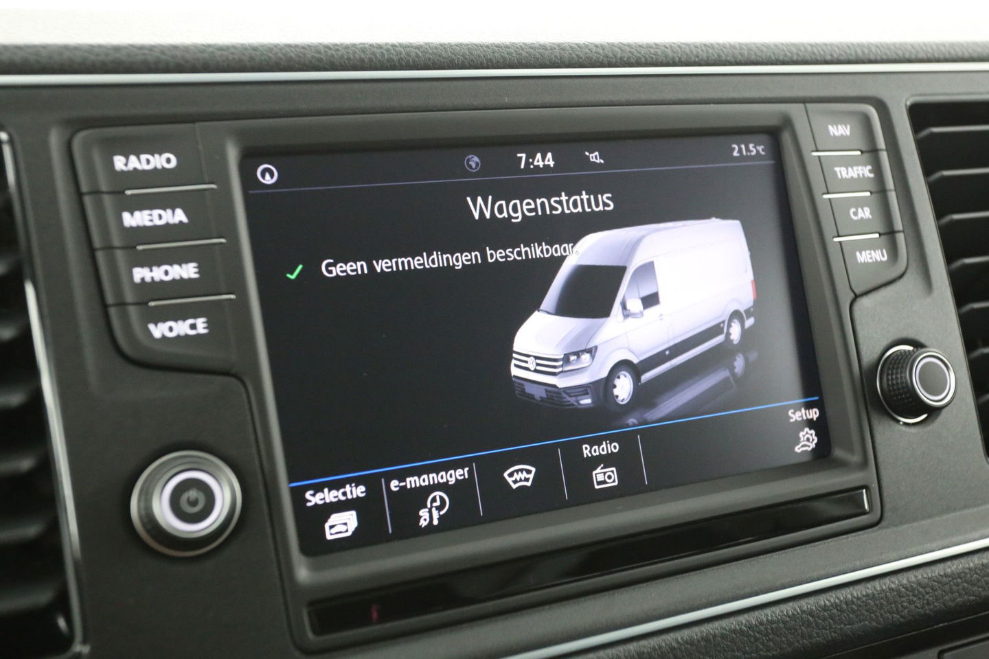 Volkswagen Crafter e-Crafter L3H3 Rolstoelbus | Rolstoellift | INCL BTW & BPM | 8 Persoons Airco Cruise Camera Carplay LED PDC