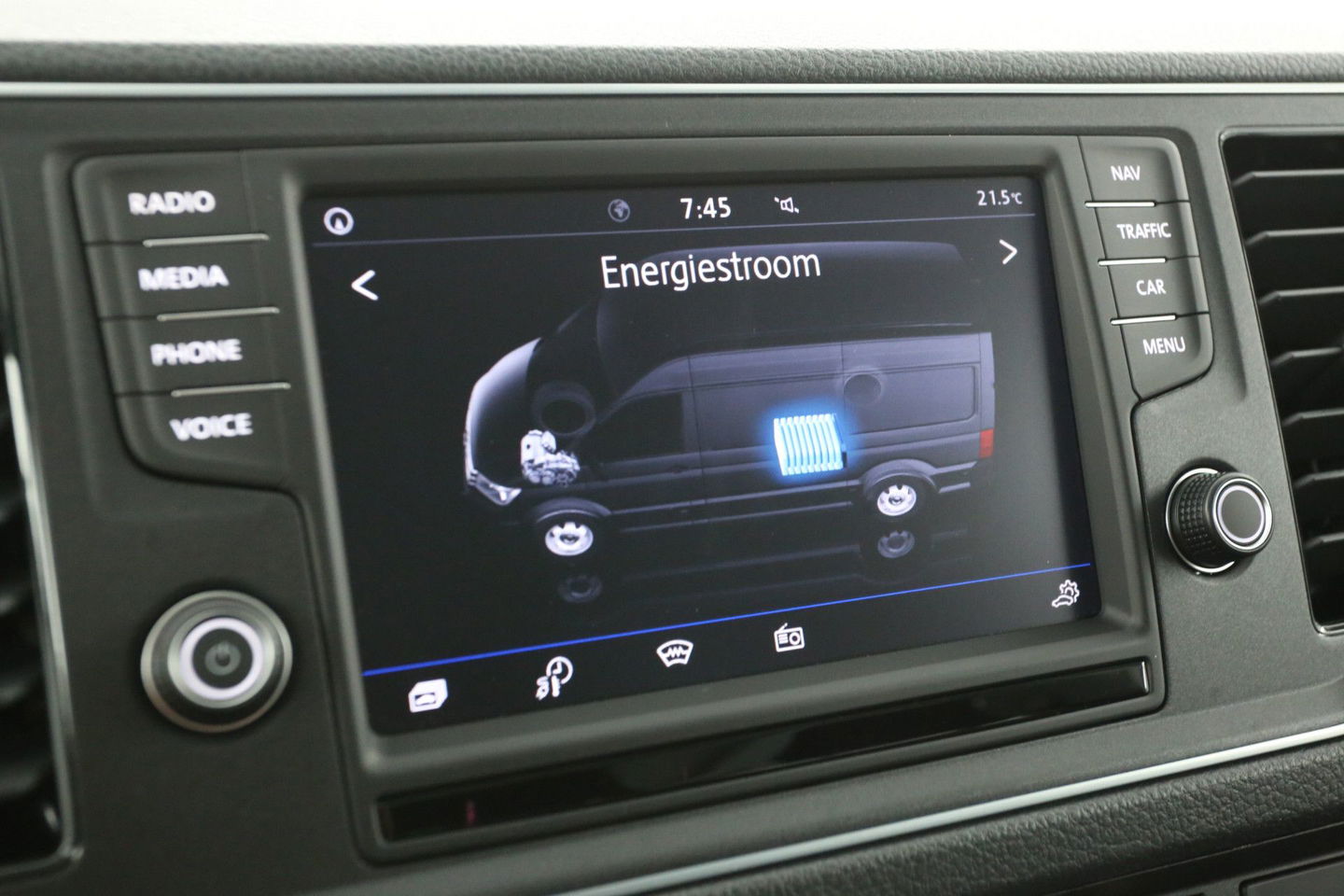 Volkswagen Crafter e-Crafter L3H3 Rolstoelbus | Rolstoellift | INCL BTW & BPM | 8 Persoons Airco Cruise Camera Carplay LED PDC