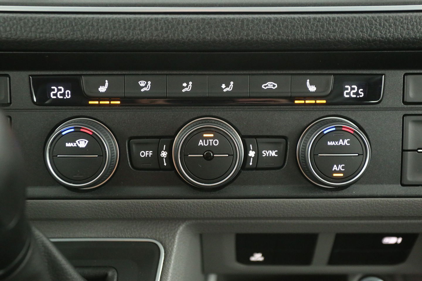 Volkswagen Crafter e-Crafter L3H3 Rolstoelbus | Rolstoellift | INCL BTW & BPM | 8 Persoons Airco Cruise Camera Carplay LED PDC