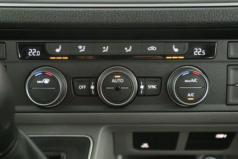 Volkswagen Crafter e-Crafter L3H3 Rolstoelbus | Rolstoellift | INCL BTW & BPM | 8 Persoons Airco Cruise Camera Carplay LED PDC