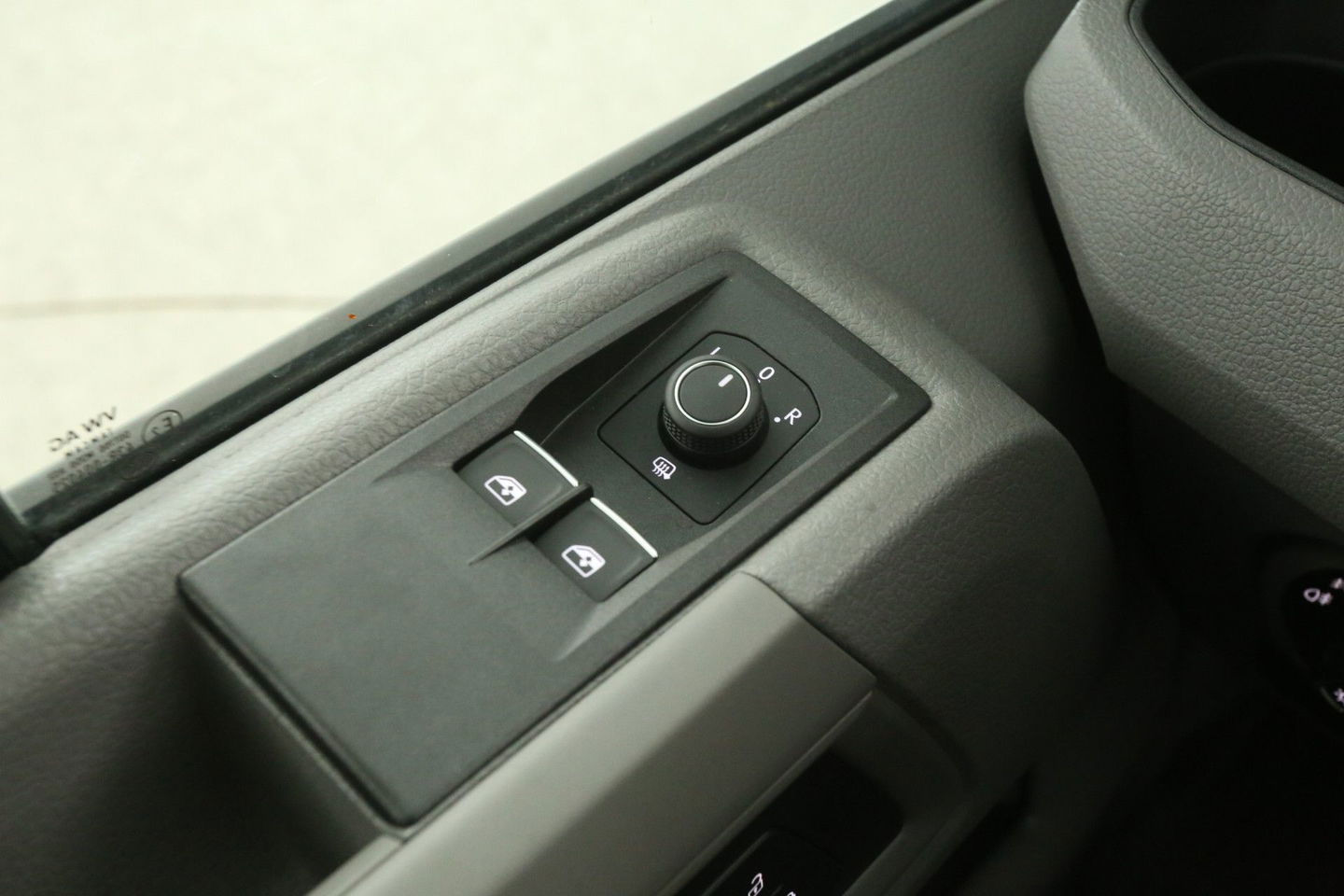 Volkswagen Crafter e-Crafter L3H3 Rolstoelbus | Rolstoellift | INCL BTW & BPM | 8 Persoons Airco Cruise Camera Carplay LED PDC