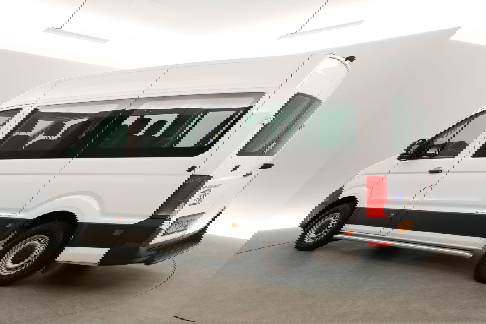 Volkswagen Crafter e-Crafter L3H3 Rolstoelbus | Rolstoellift | INCL BTW & BPM | 8 Persoons Airco Cruise Camera Carplay LED PDC