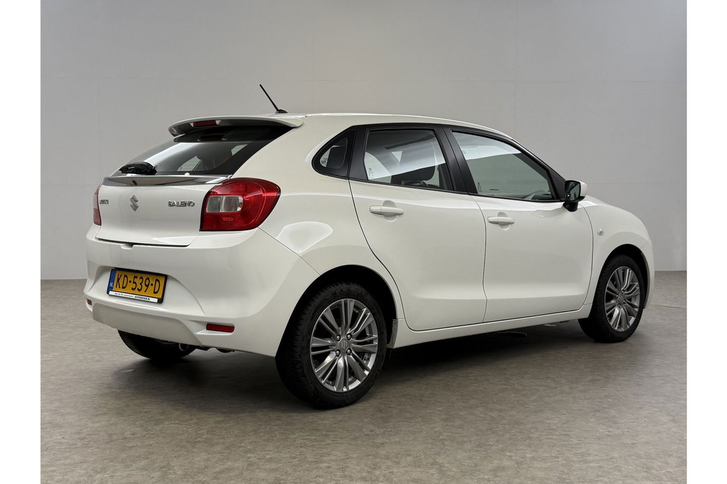 Suzuki Baleno 1.2 Exclusive Airco Cruise LED Parelmoer 16"LMV Stoelverwarming