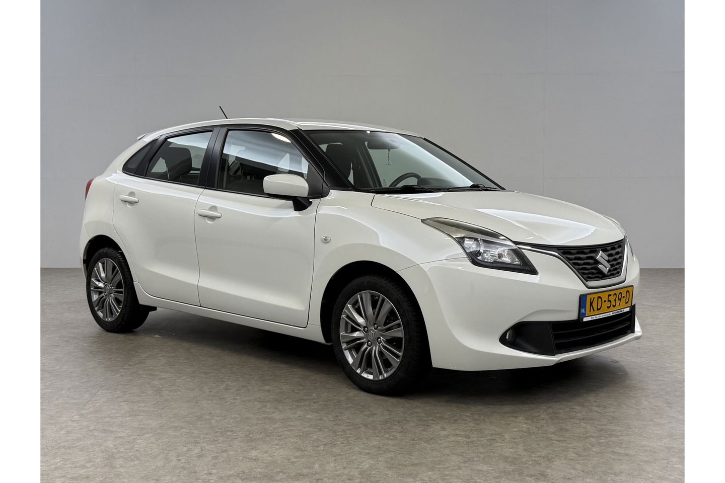 Suzuki Baleno 1.2 Exclusive Airco Cruise LED Parelmoer 16"LMV Stoelverwarming