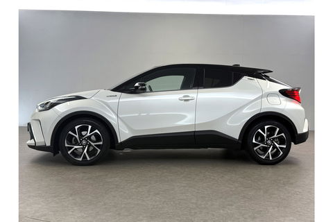 Toyota C-HR Hybrid 2.0 Hybrid Business Plus 217PK JBL Audio Camera Carplay Clima Cruise LED Trekhaak Navi PDC 18"LMV
