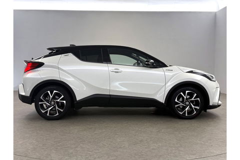 Toyota C-HR Hybrid 2.0 Hybrid Business Plus 217PK JBL Audio Camera Carplay Clima Cruise LED Trekhaak Navi PDC 18"LMV