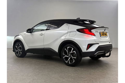 Toyota C-HR Hybrid 2.0 Hybrid Business Plus 217PK JBL Audio Camera Carplay Clima Cruise LED Trekhaak Navi PDC 18"LMV