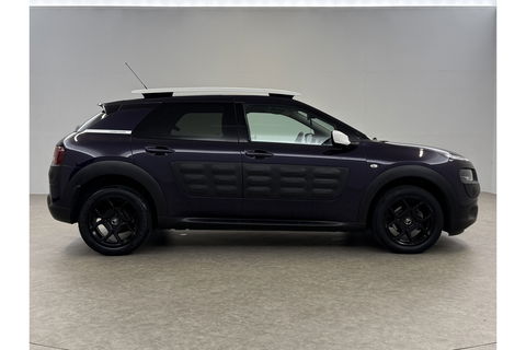 Citroën C4 Cactus 1.6 e-HDi Shine Pano Virtual LED Clima Cruise Camera Navi PDC Trekhaak 16"LMV