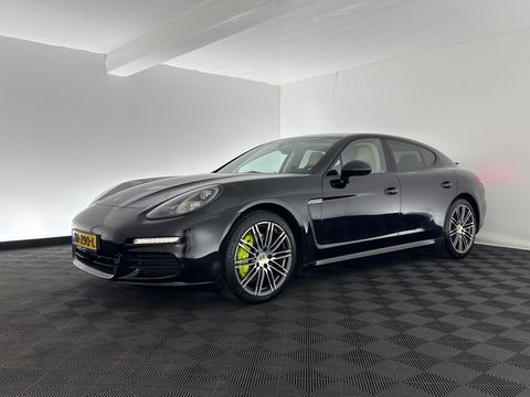 Porsche Panamera 3.0 S E-Hybrid Aut. *SPORT-CHRONO | FULL-LEATHER | FULL-LED | ADAPTIVE-CRUISE | MEMORY-PACK | BOSE-SOUND | TOP-VIEW | KEYLESS | NAVI-FULLMAP | AIR-SUSPENSION | SPORT-SEATS | 20''ALU | ECC | PDC*