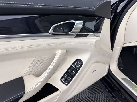 Porsche Panamera 3.0 S E-Hybrid Aut. *SPORT-CHRONO | FULL-LEATHER | FULL-LED | ADAPTIVE-CRUISE | MEMORY-PACK | BOSE-SOUND | TOP-VIEW | KEYLESS | NAVI-FULLMAP | AIR-SUSPENSION | SPORT-SEATS | 20''ALU | ECC | PDC*