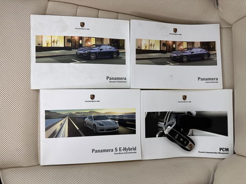 Porsche Panamera 3.0 S E-Hybrid Aut. *SPORT-CHRONO | FULL-LEATHER | FULL-LED | ADAPTIVE-CRUISE | MEMORY-PACK | BOSE-SOUND | TOP-VIEW | KEYLESS | NAVI-FULLMAP | AIR-SUSPENSION | SPORT-SEATS | 20''ALU | ECC | PDC*