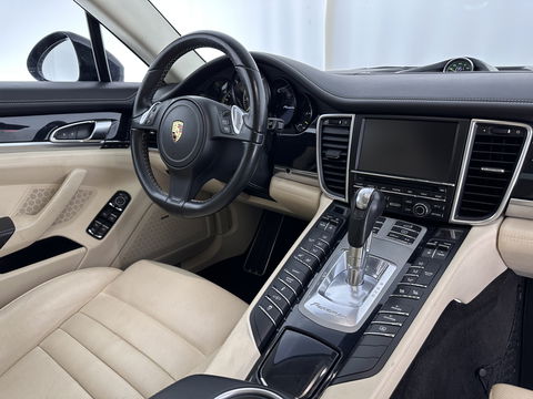 Porsche Panamera 3.0 S E-Hybrid Aut. *SPORT-CHRONO | FULL-LEATHER | FULL-LED | ADAPTIVE-CRUISE | MEMORY-PACK | BOSE-SOUND | TOP-VIEW | KEYLESS | NAVI-FULLMAP | AIR-SUSPENSION | SPORT-SEATS | 20''ALU | ECC | PDC*