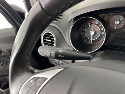Fiat Punto Evo 1.3 M-Jet Street *AIRCO | CRUISE | COMFORT-SEATS | PDC | TOWBAR*