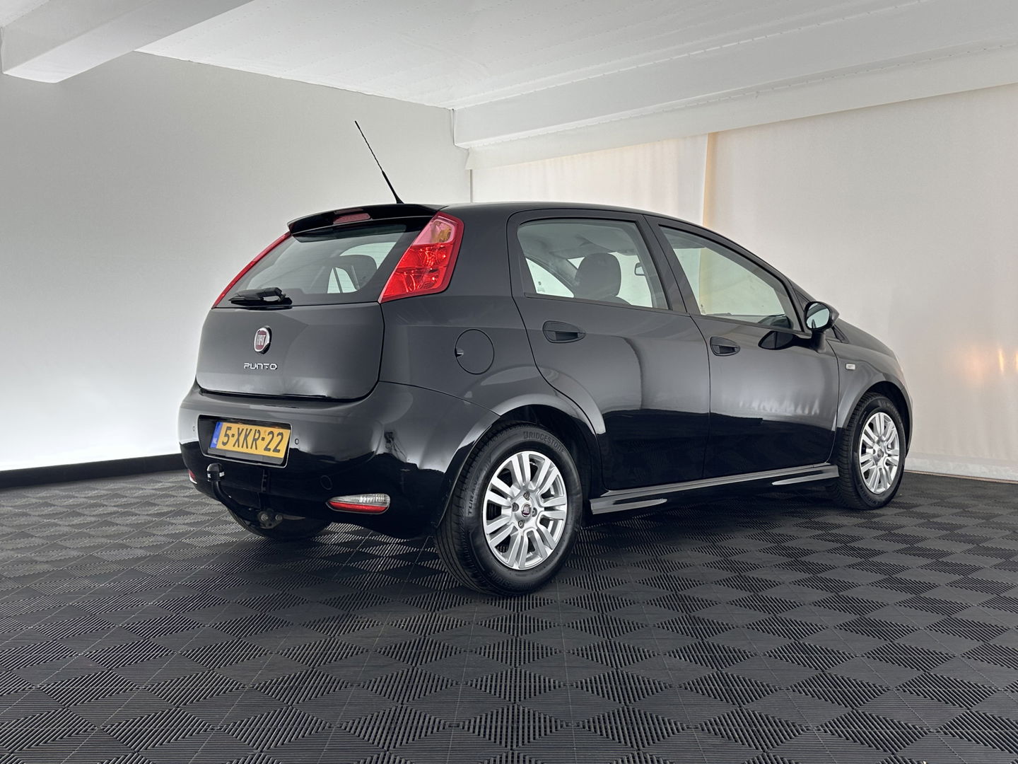 Fiat Punto Evo 1.3 M-Jet Street *AIRCO | CRUISE | COMFORT-SEATS | PDC | TOWBAR*