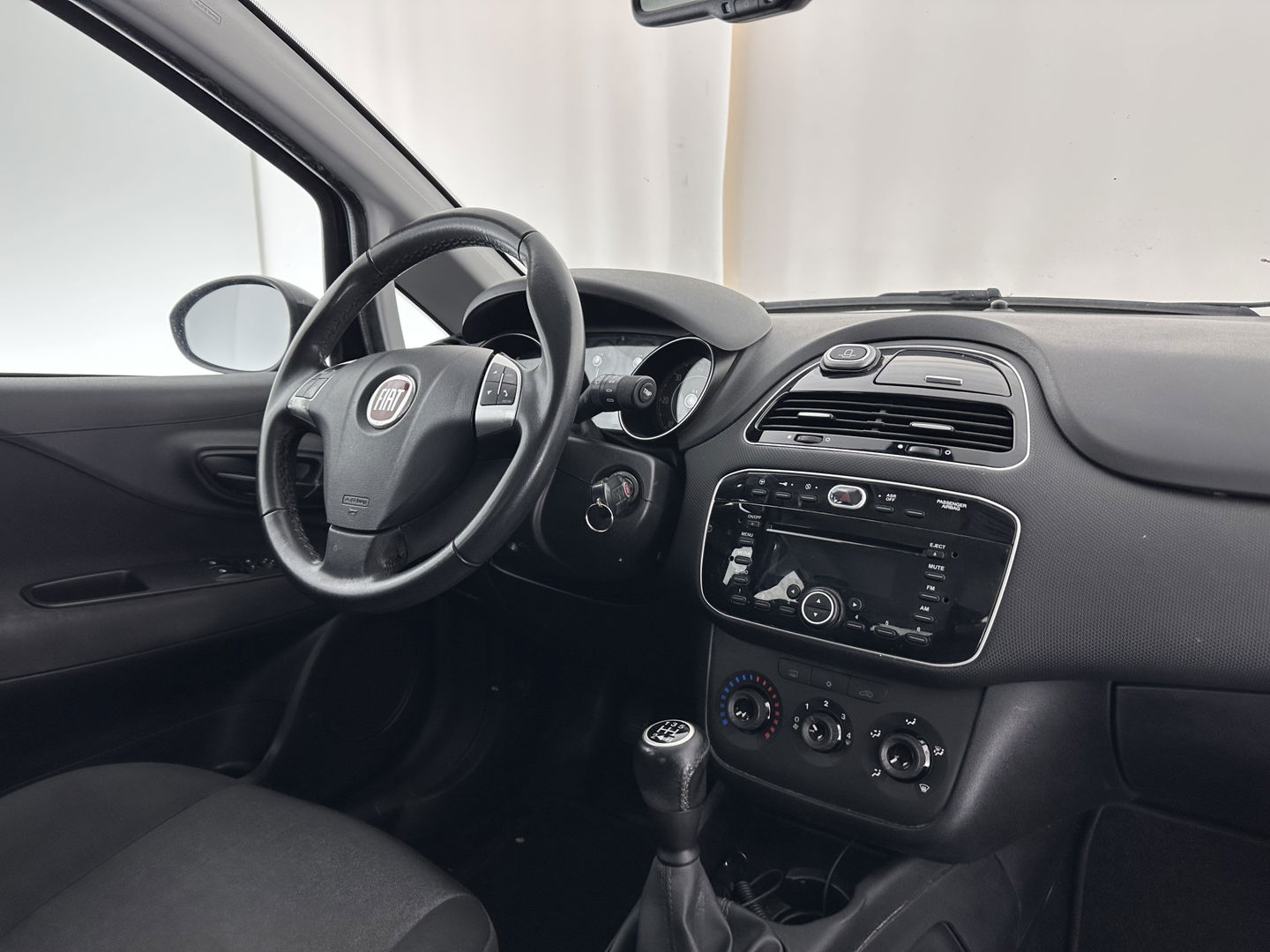Fiat Punto Evo 1.3 M-Jet Street *AIRCO | CRUISE | COMFORT-SEATS | PDC | TOWBAR*