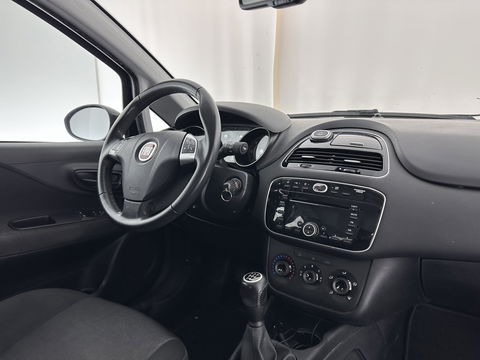 Fiat Punto Evo 1.3 M-Jet Street *AIRCO | CRUISE | COMFORT-SEATS | PDC | TOWBAR*