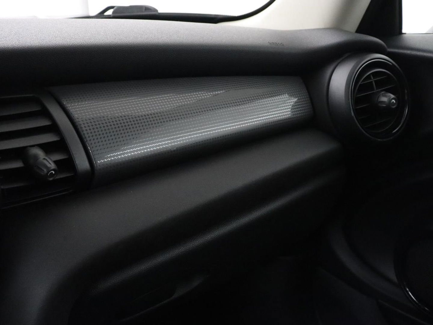 MINI Cooper 1.5 Cooper | Carplay | Cruise control | Navigatie | Full LED | Keyless | Airco | Bluetooth