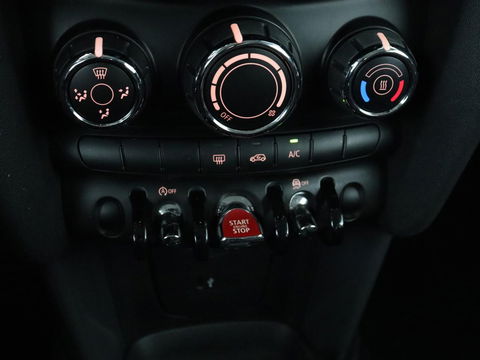 MINI Cooper 1.5 Cooper | Carplay | Cruise control | Navigatie | Full LED | Keyless | Airco | Bluetooth