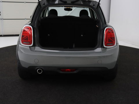 MINI Cooper 1.5 Cooper | Carplay | Cruise control | Navigatie | Full LED | Keyless | Airco | Bluetooth