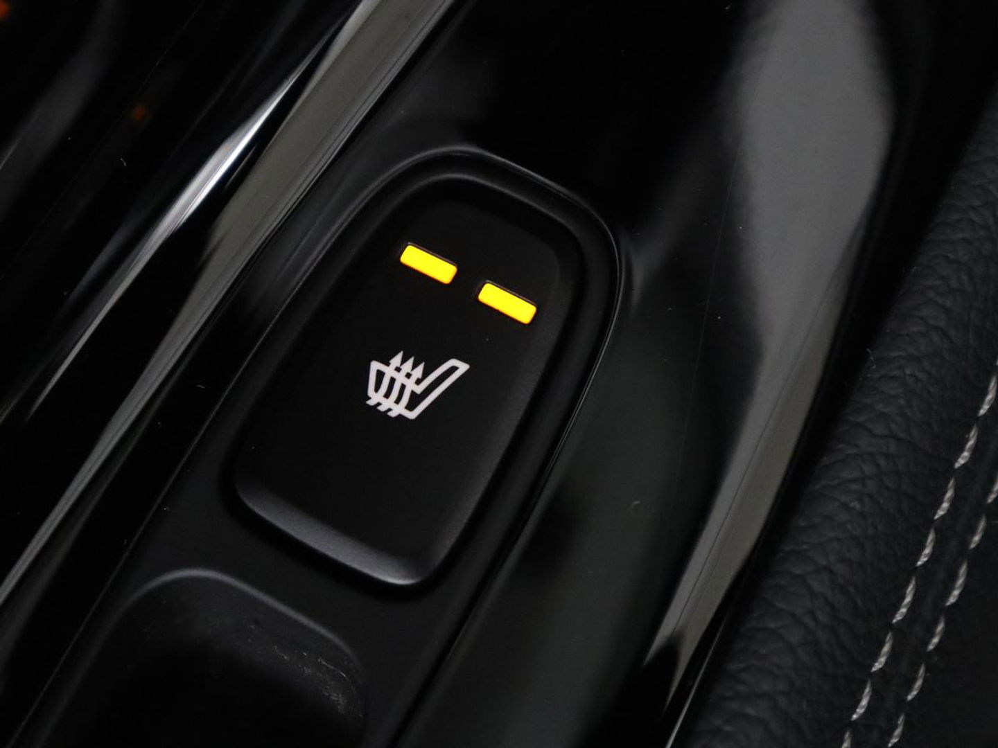 Kia Niro 1.6 GDi PHEV ExecutiveLine | Schuifdak | Stoelventilatie | Leder | Trekhaak | Adaptive cruise | JBL Sound | Full LED | Camera | Keyless | Carplay | Navigatie | Achterbankverwarming