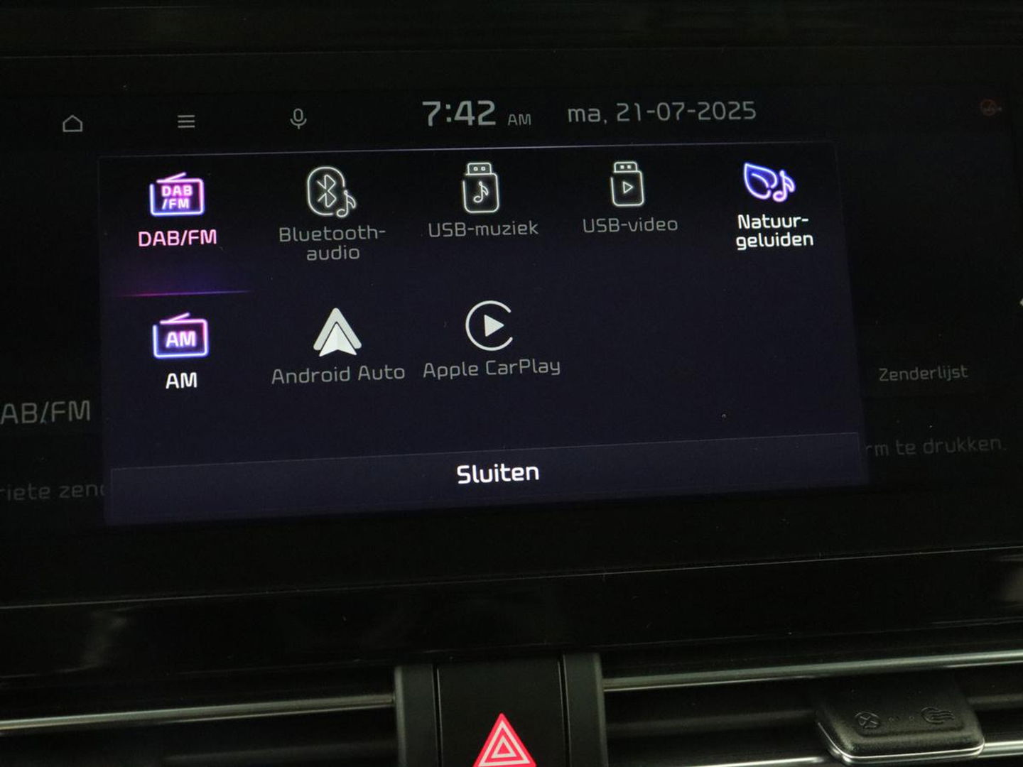 Kia Niro 1.6 GDi PHEV ExecutiveLine | Schuifdak | Stoelventilatie | Leder | Trekhaak | Adaptive cruise | JBL Sound | Full LED | Camera | Keyless | Carplay | Navigatie | Achterbankverwarming