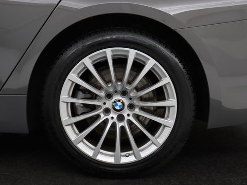 BMW 5 Serie 530e High Executive| Head-Up | Leder | Stoelverwarming | Camera | Carplay | Live Cockpit | Naviagtie | Park Assist | Full LED