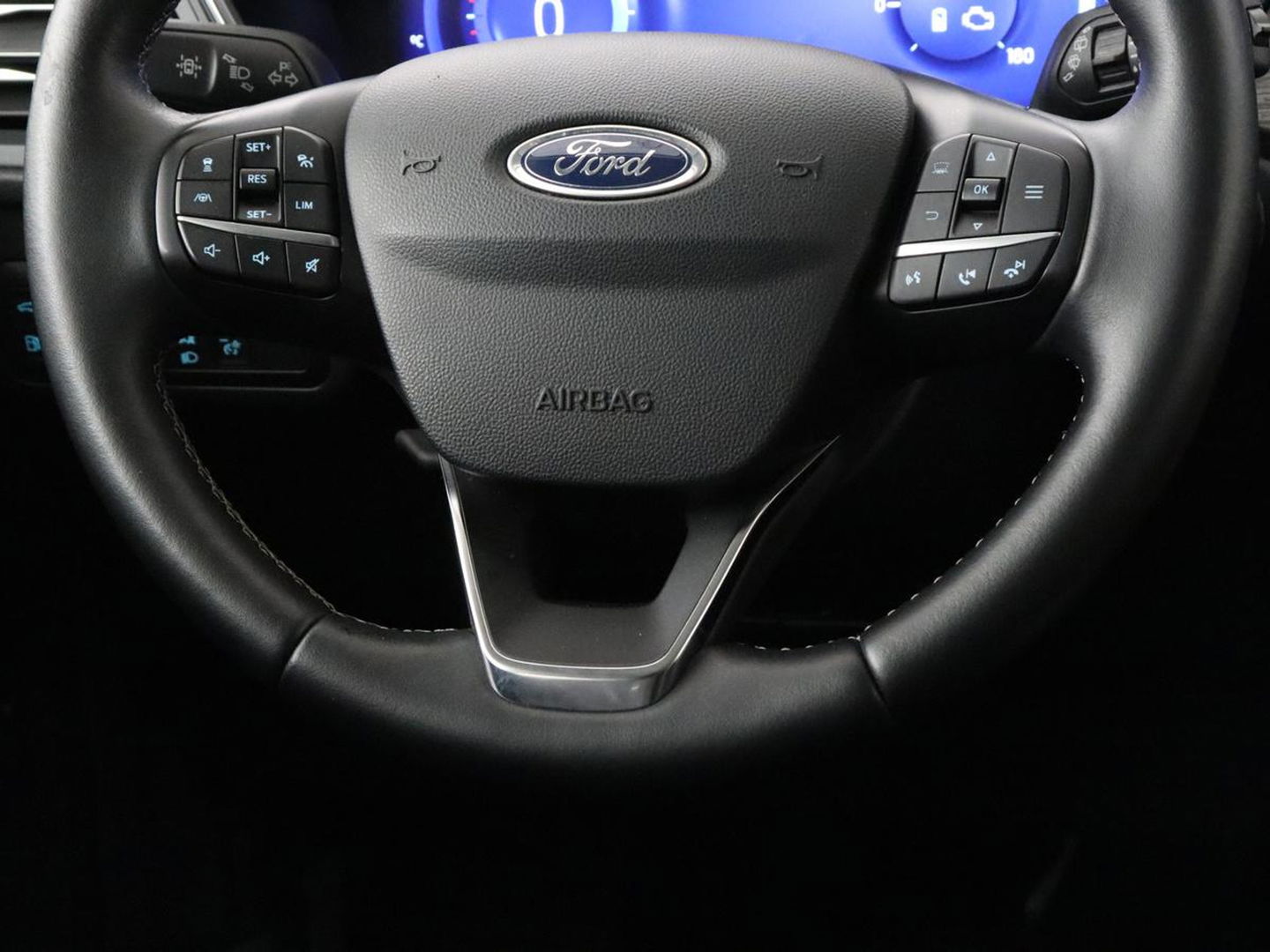 Ford Kuga 2.5 PHEV Vignale | Panoramadak | Leder | Head-Up | Stoel & stuurverwarming | Camera | Adaptive cruise | B&O Sound | Carplay | Navigatie | Full LED | Keyless
