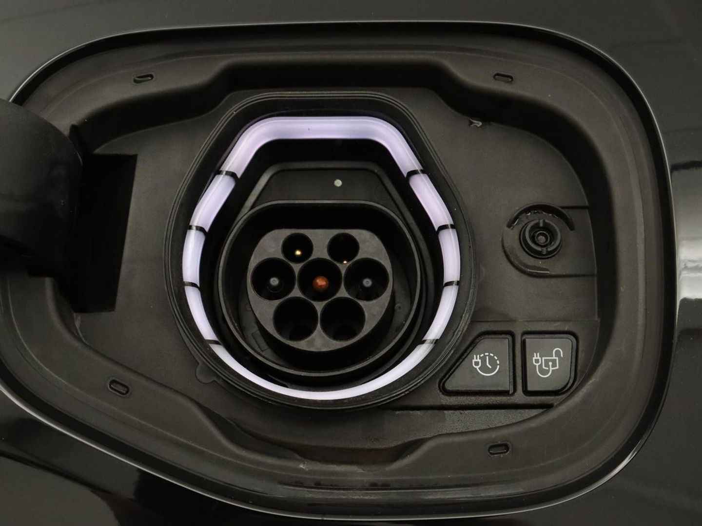 Ford Kuga 2.5 PHEV Vignale | Panoramadak | Leder | Head-Up | Stoel & stuurverwarming | Camera | Adaptive cruise | B&O Sound | Carplay | Navigatie | Full LED | Keyless