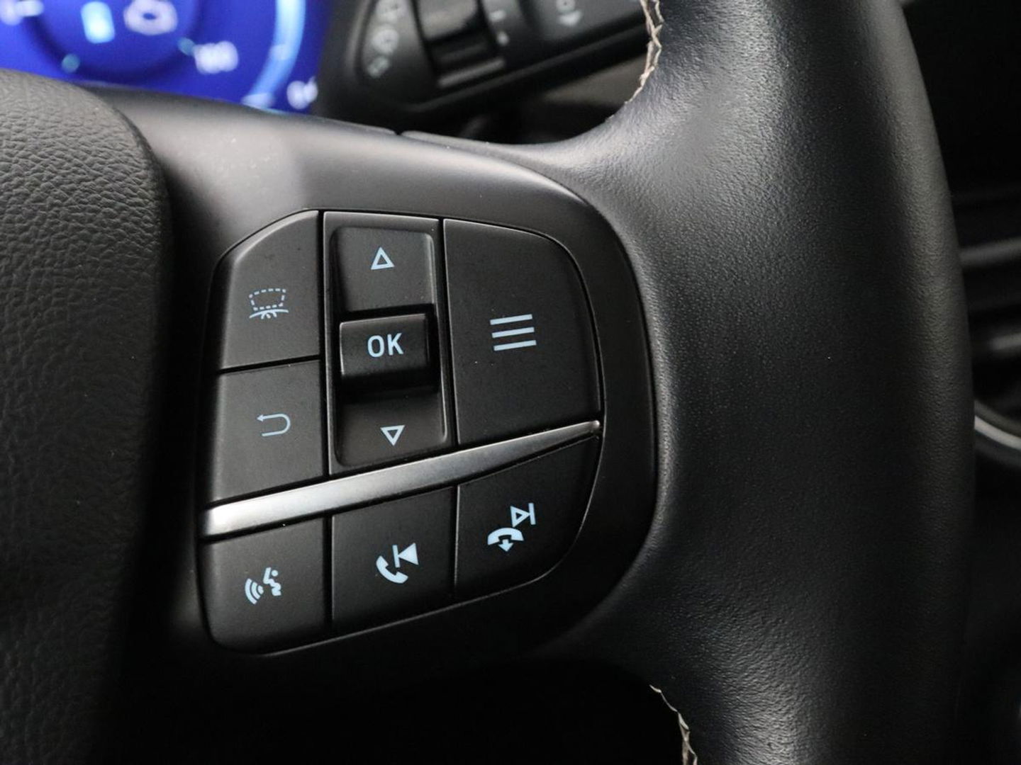 Ford Kuga 2.5 PHEV Vignale | Panoramadak | Leder | Head-Up | Stoel & stuurverwarming | Camera | Adaptive cruise | B&O Sound | Carplay | Navigatie | Full LED | Keyless