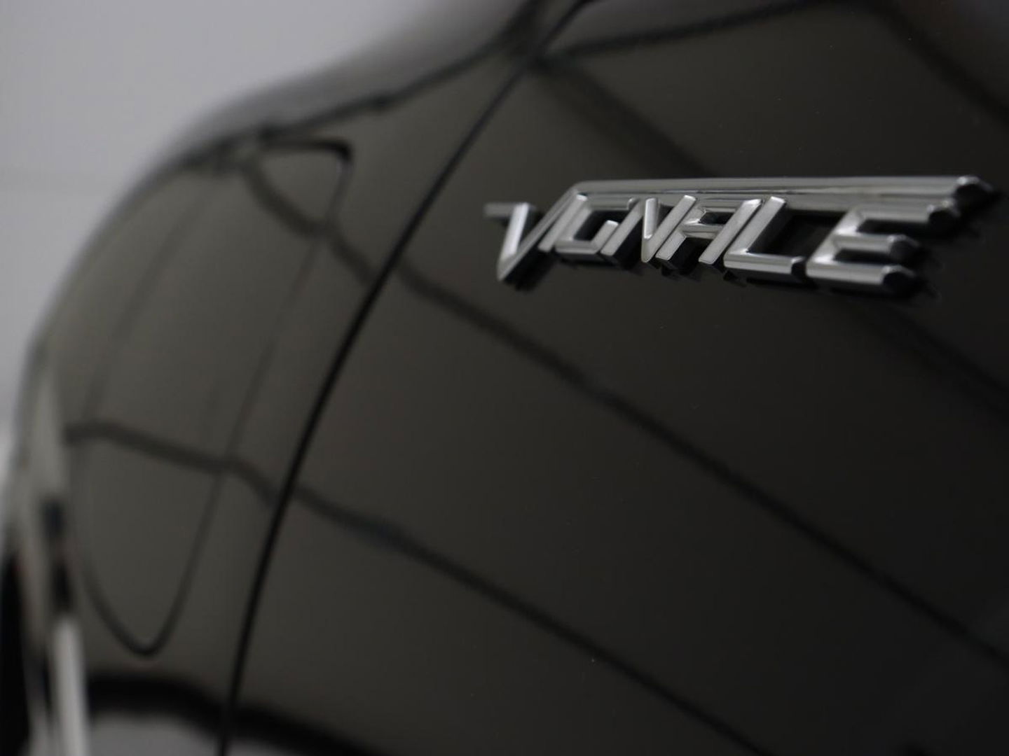 Ford Kuga 2.5 PHEV Vignale | Panoramadak | Leder | Head-Up | Stoel & stuurverwarming | Camera | Adaptive cruise | B&O Sound | Carplay | Navigatie | Full LED | Keyless