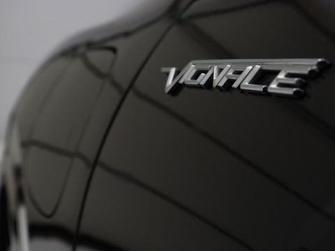 Ford Kuga 2.5 PHEV Vignale | Panoramadak | Leder | Head-Up | Stoel & stuurverwarming | Camera | Adaptive cruise | B&O Sound | Carplay | Navigatie | Full LED | Keyless