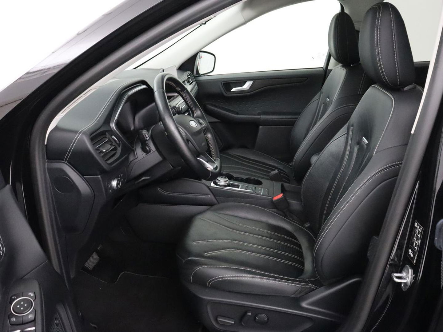 Ford Kuga 2.5 PHEV Vignale | Panoramadak | Leder | Head-Up | Stoel & stuurverwarming | Camera | Adaptive cruise | B&O Sound | Carplay | Navigatie | Full LED | Keyless