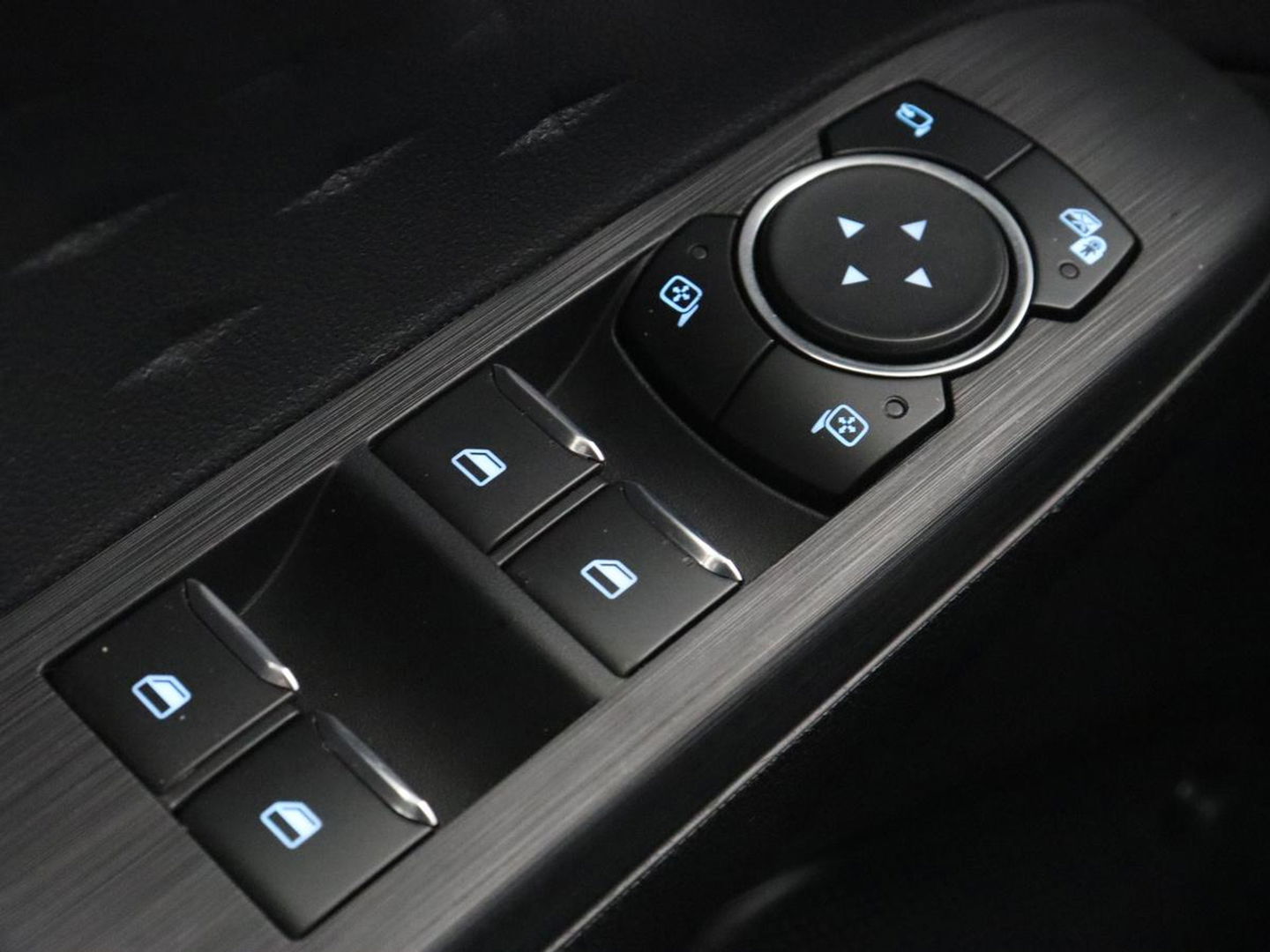 Ford Kuga 2.5 PHEV Vignale | Panoramadak | Leder | Head-Up | Stoel & stuurverwarming | Camera | Adaptive cruise | B&O Sound | Carplay | Navigatie | Full LED | Keyless
