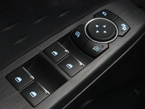 Ford Kuga 2.5 PHEV Vignale | Panoramadak | Leder | Head-Up | Stoel & stuurverwarming | Camera | Adaptive cruise | B&O Sound | Carplay | Navigatie | Full LED | Keyless