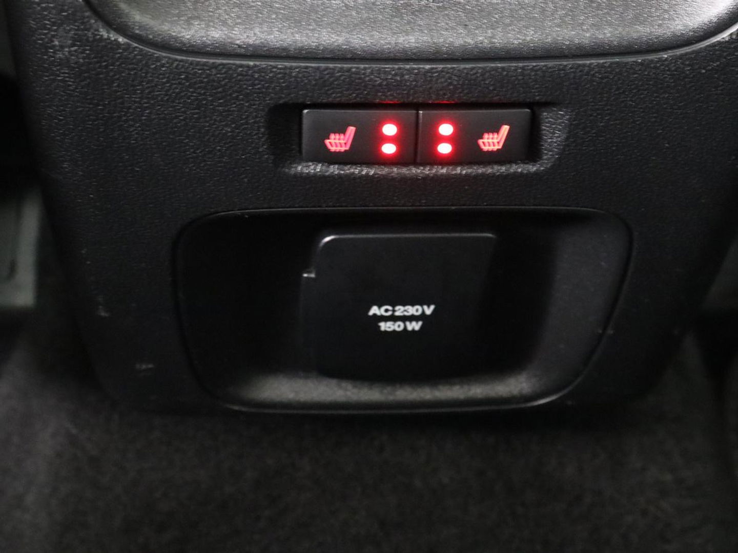 Ford Kuga 2.5 PHEV Vignale | Panoramadak | Leder | Head-Up | Stoel & stuurverwarming | Camera | Adaptive cruise | B&O Sound | Carplay | Navigatie | Full LED | Keyless