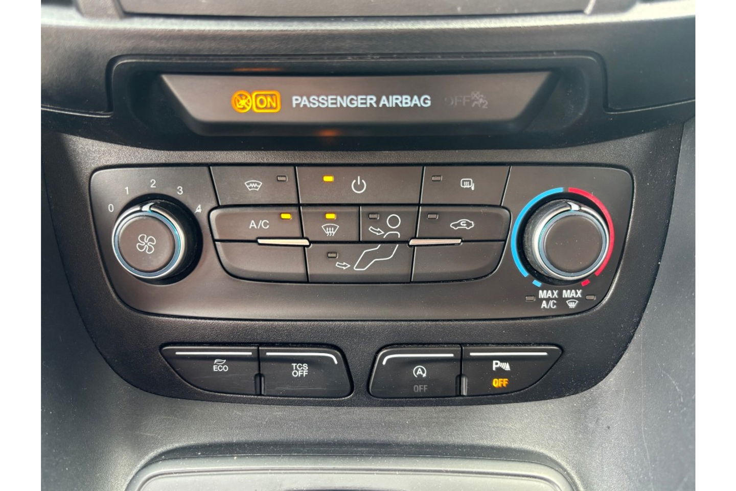 Ford Transit Connect 1.5 ECOBLUE L2 AUTOMAAT AIRCO 2xSCHUIFDEUR 3ZITPL