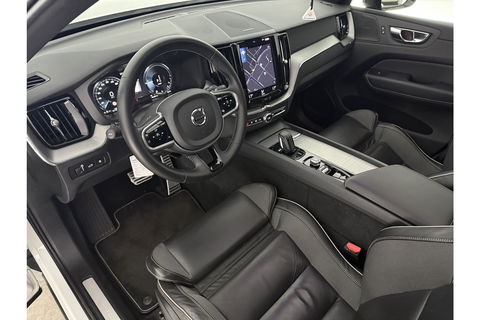 Volvo XC60 2.0 T6 Recharge 340PK Plug-in Hybrid AWD R-design Pano LED H/K Virtual Carlpay Camera Memory Clima Cruise Navi PDC 21''LMV