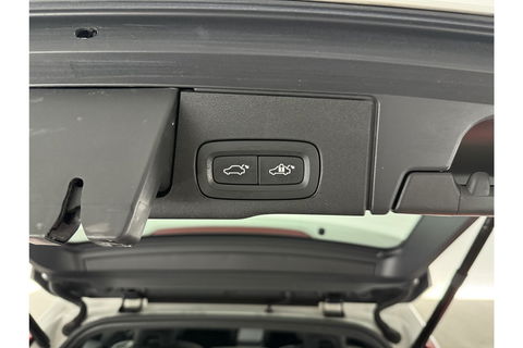 Volvo XC60 2.0 T6 Recharge 340PK Plug-in Hybrid AWD R-design Pano LED H/K Virtual Carlpay Camera Memory Clima Cruise Navi PDC 21''LMV