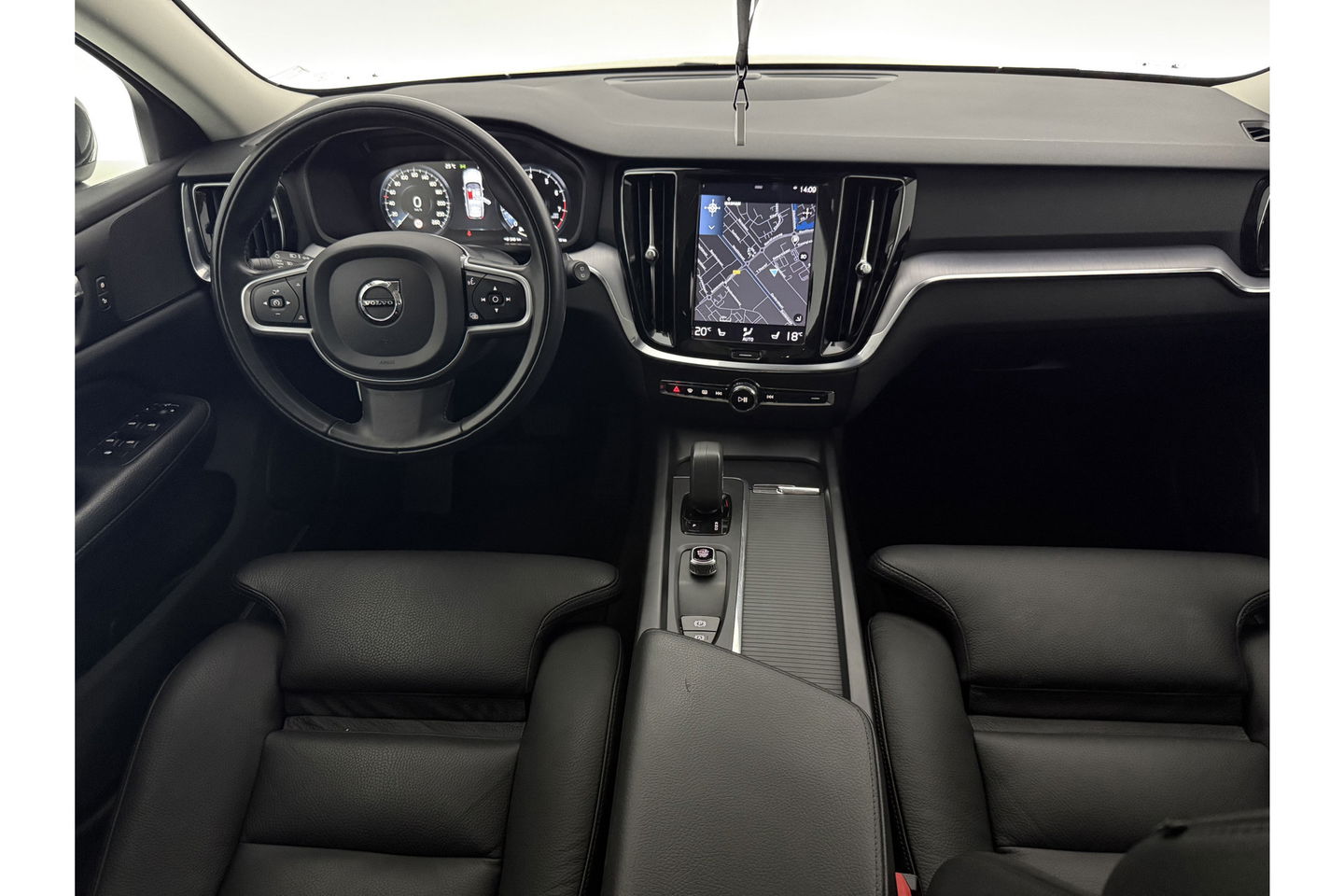 Volvo V60 2.0 B3 Inscription 174PK Airco Cruise Camera Carplay LED Navi Virtual Leder PDC 19"LMV