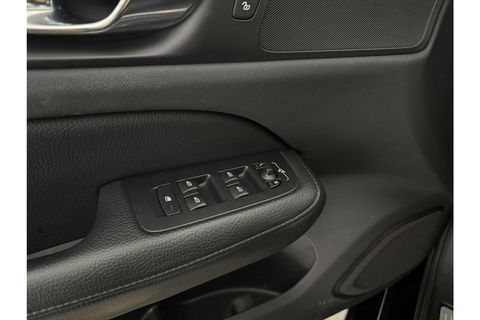Volvo V60 2.0 B3 Inscription 174PK Airco Cruise Camera Carplay LED Navi Virtual Leder PDC 19"LMV