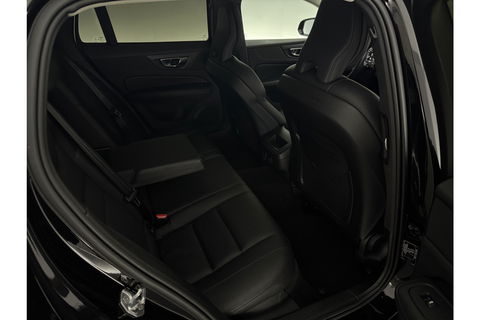 Volvo V60 2.0 B3 Inscription R-design 174PK Airco Cruise Camera Carplay LED Navi Virtual Leder PDC 19"LMV